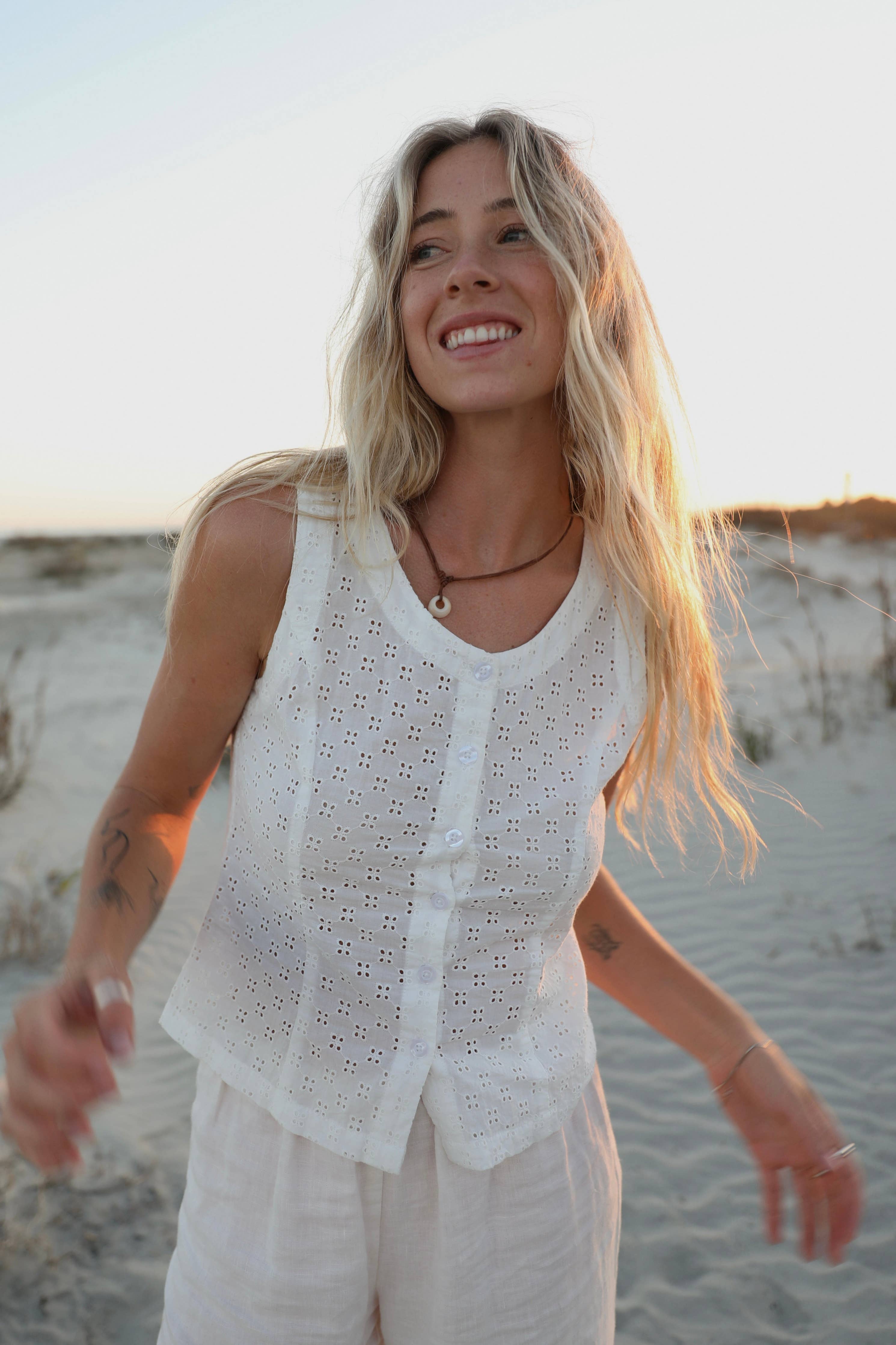 VINTAGE COTTON EYELET LACE TANK TOP
