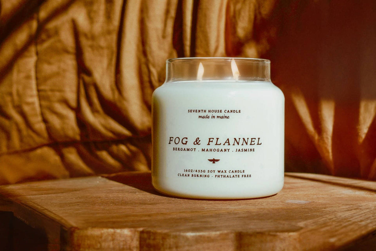 FOG & FLANNEL - Bergamot, Mahogany, Apothecary Candle
