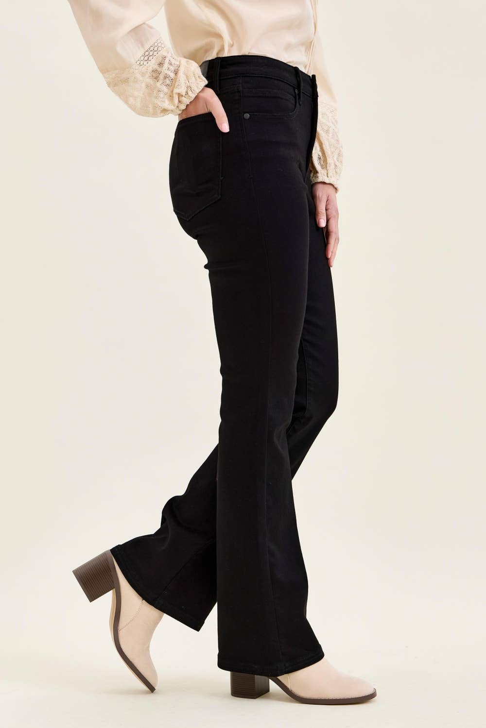 HW T.C. Bootcut Jean