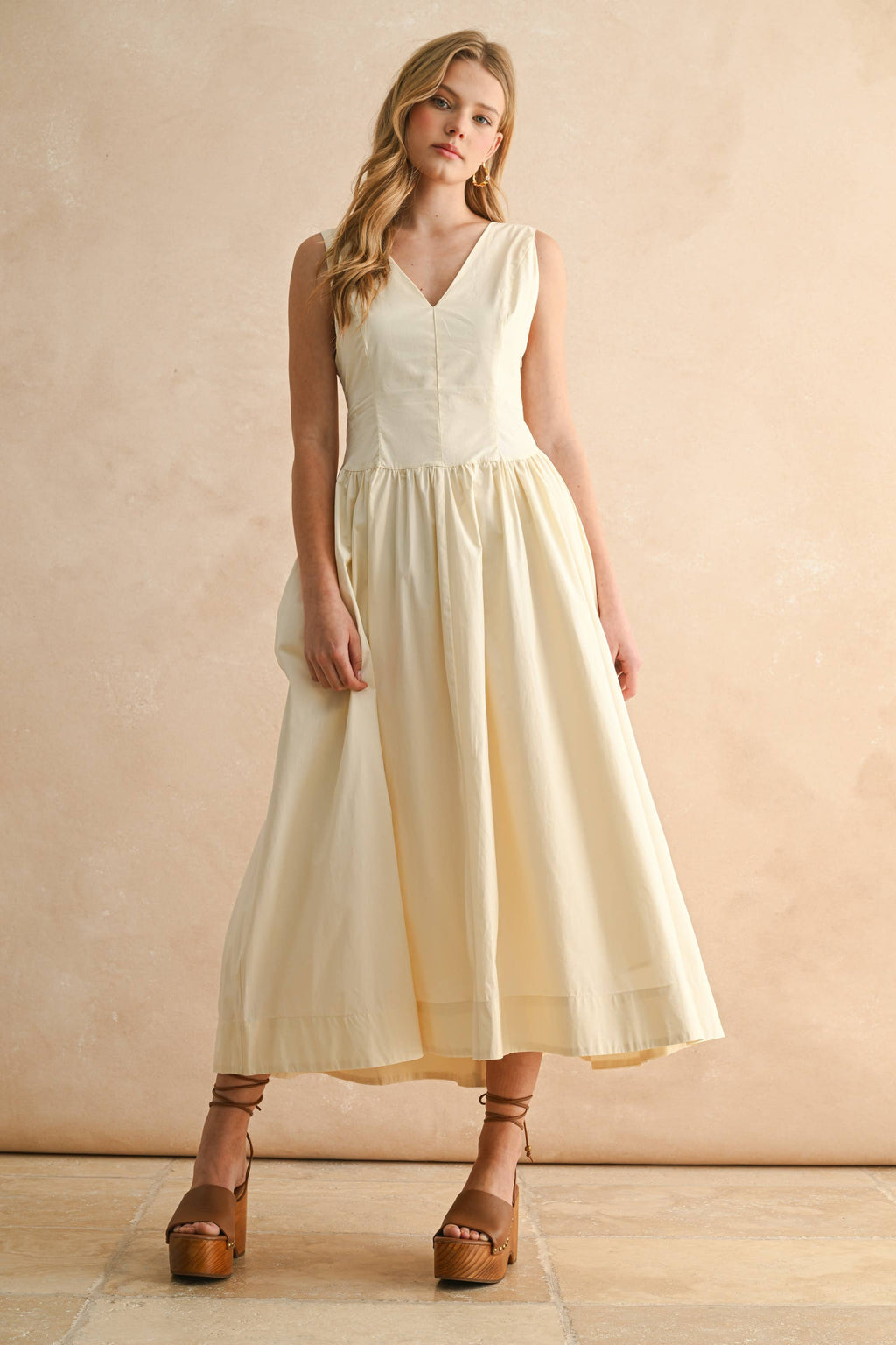 D4480   BOW DETAIL WOVEN DRESS