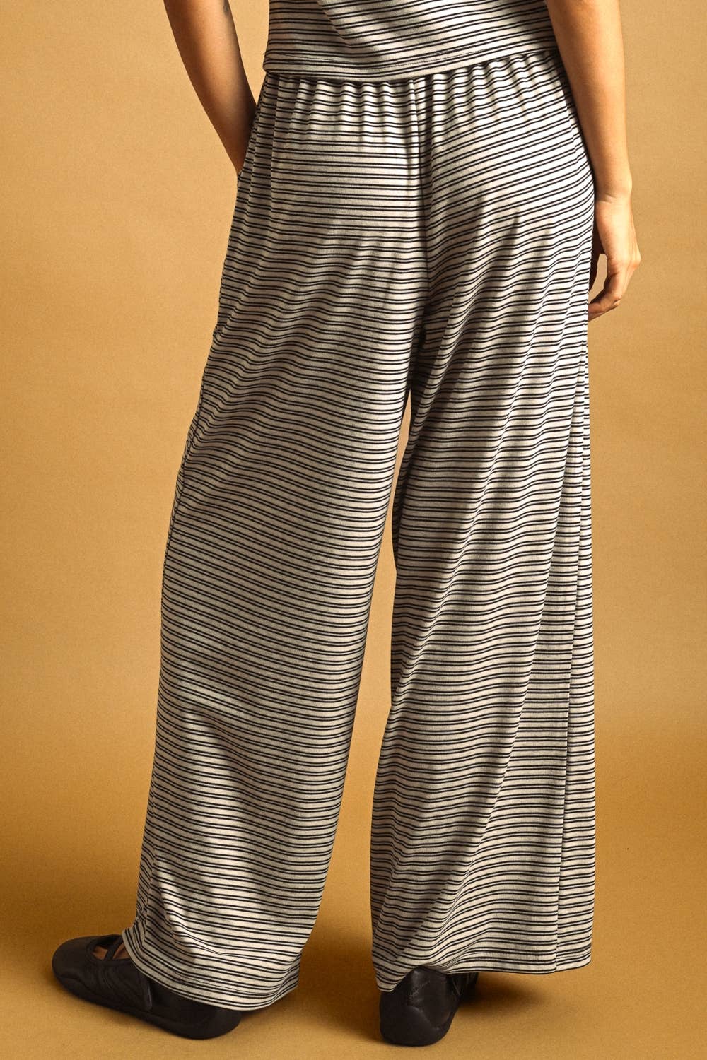 EP7371ST   DOUBLE STRIPED PATTERN LOUNGE PANTS
