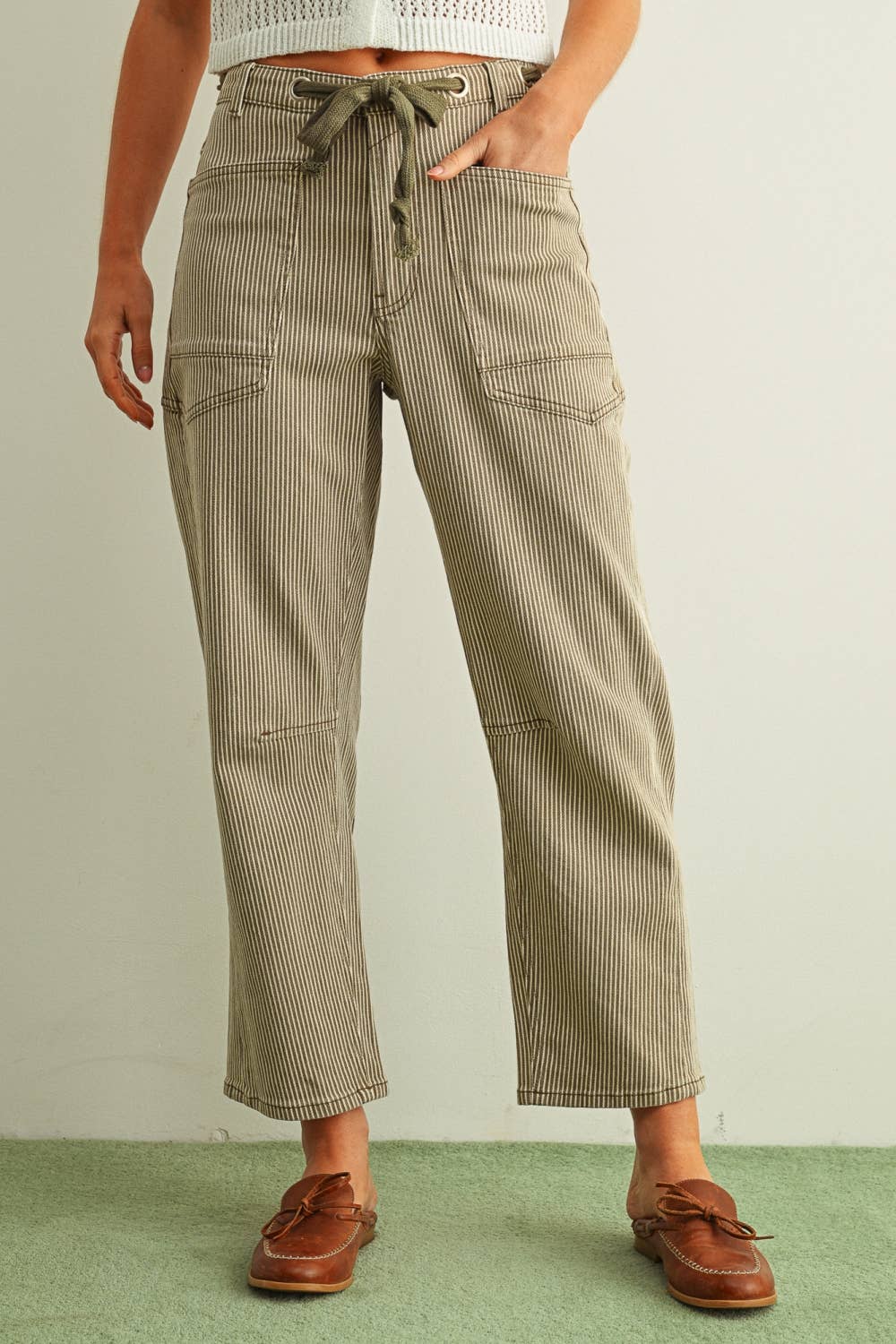 P6194   STRIPED PATTERN WASHED BARREL PANTS WITH BELT