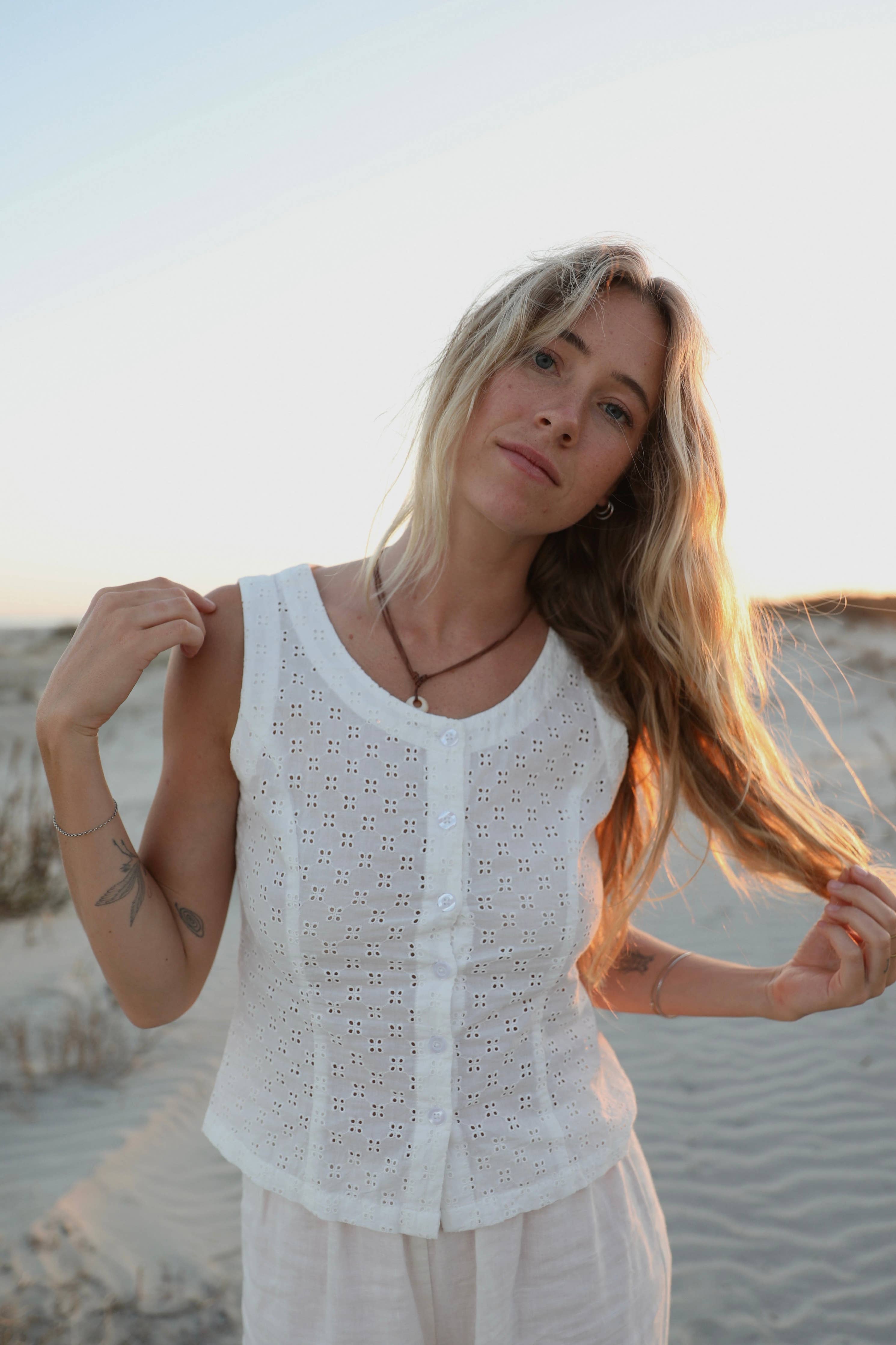 VINTAGE COTTON EYELET LACE TANK TOP