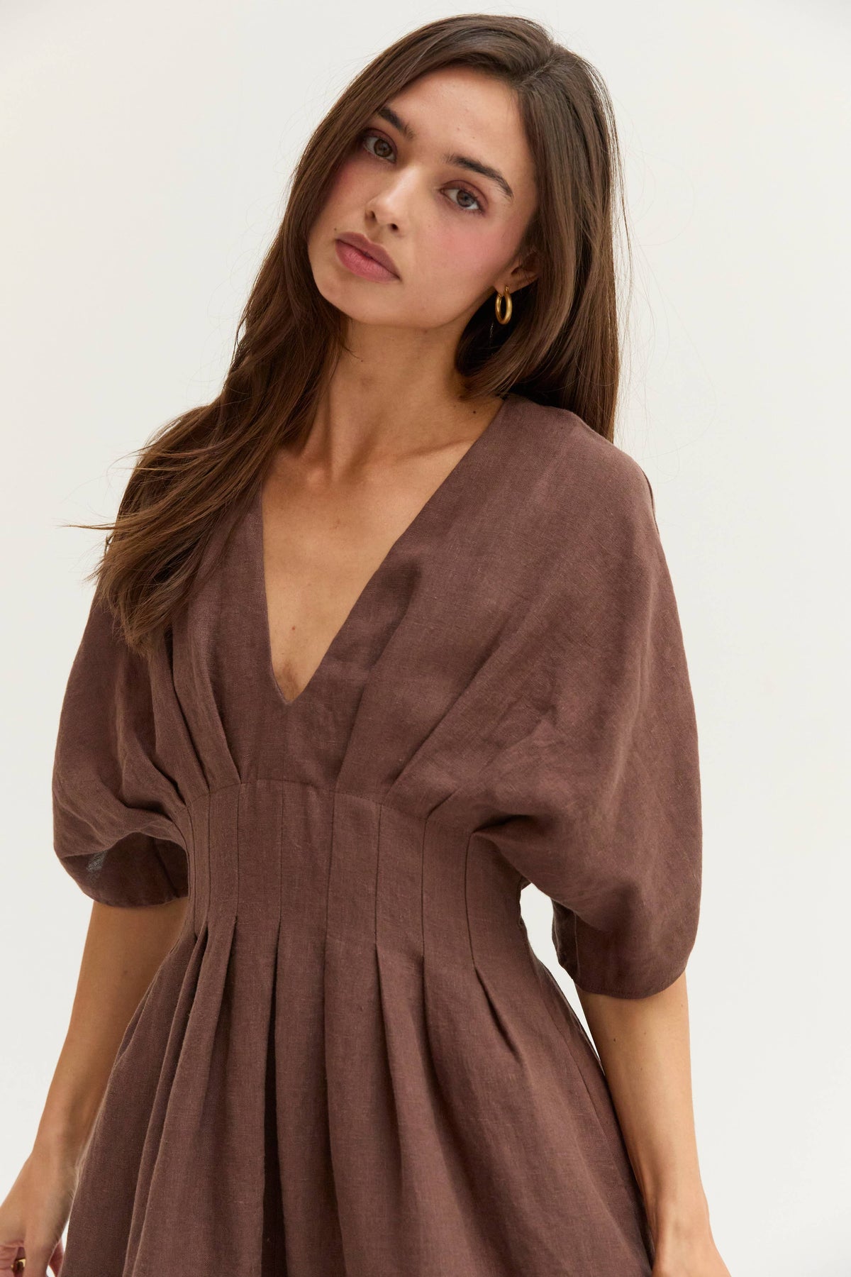 CD9813 - Thea Pleated Linen Mini Dress