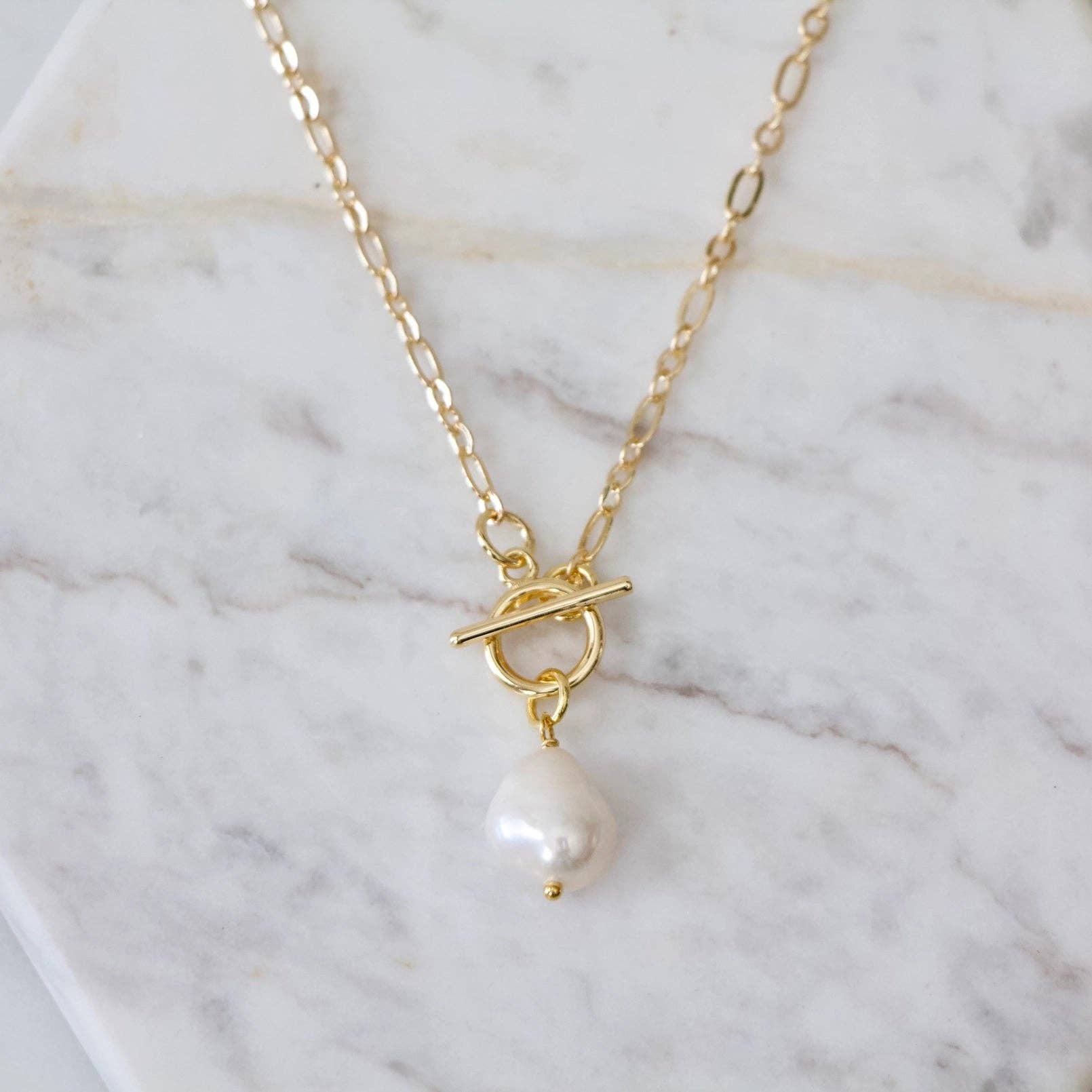 Pearl Toggle Necklace