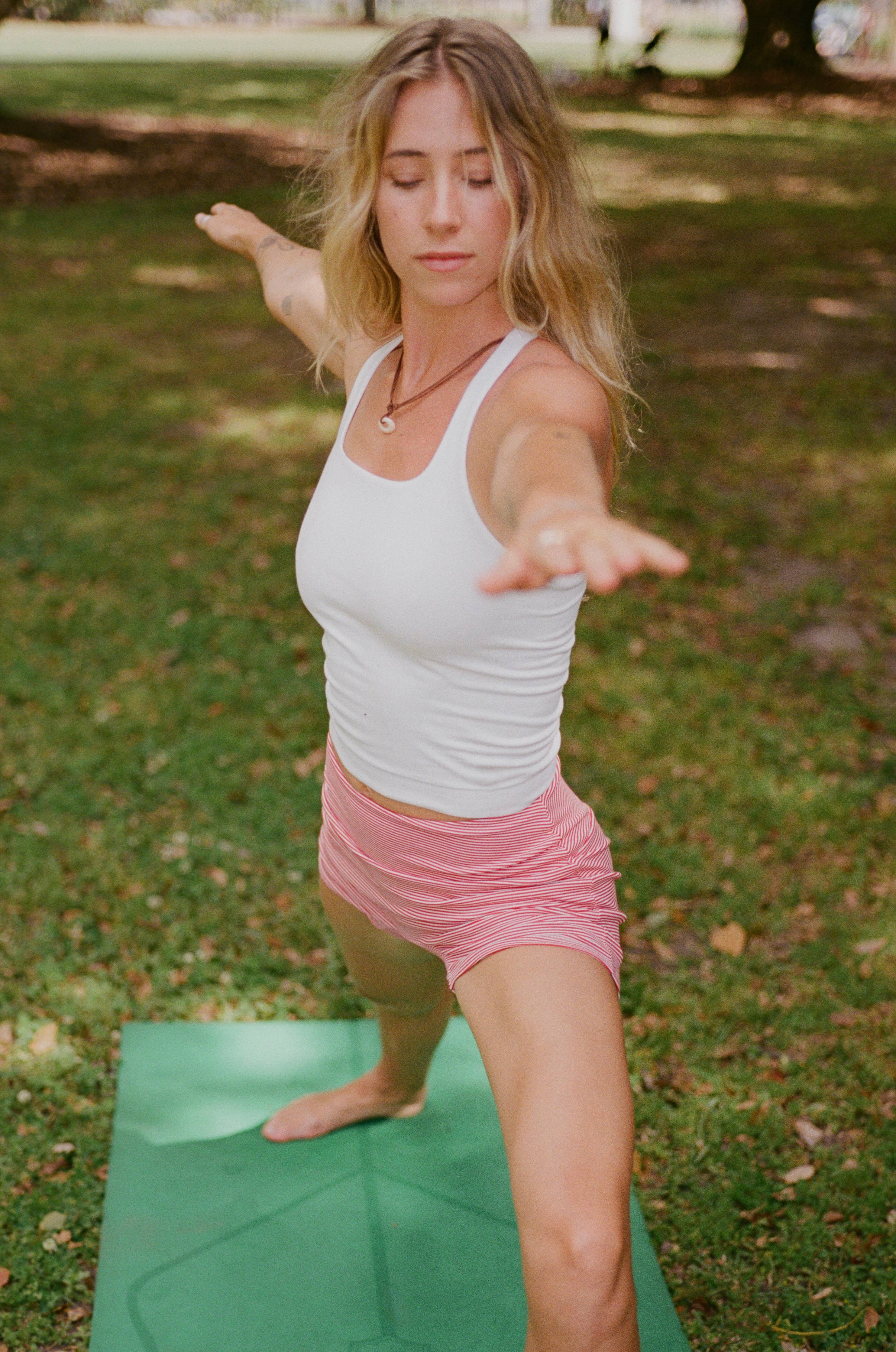 COTTON HEMP ECO YOGA SHORTS