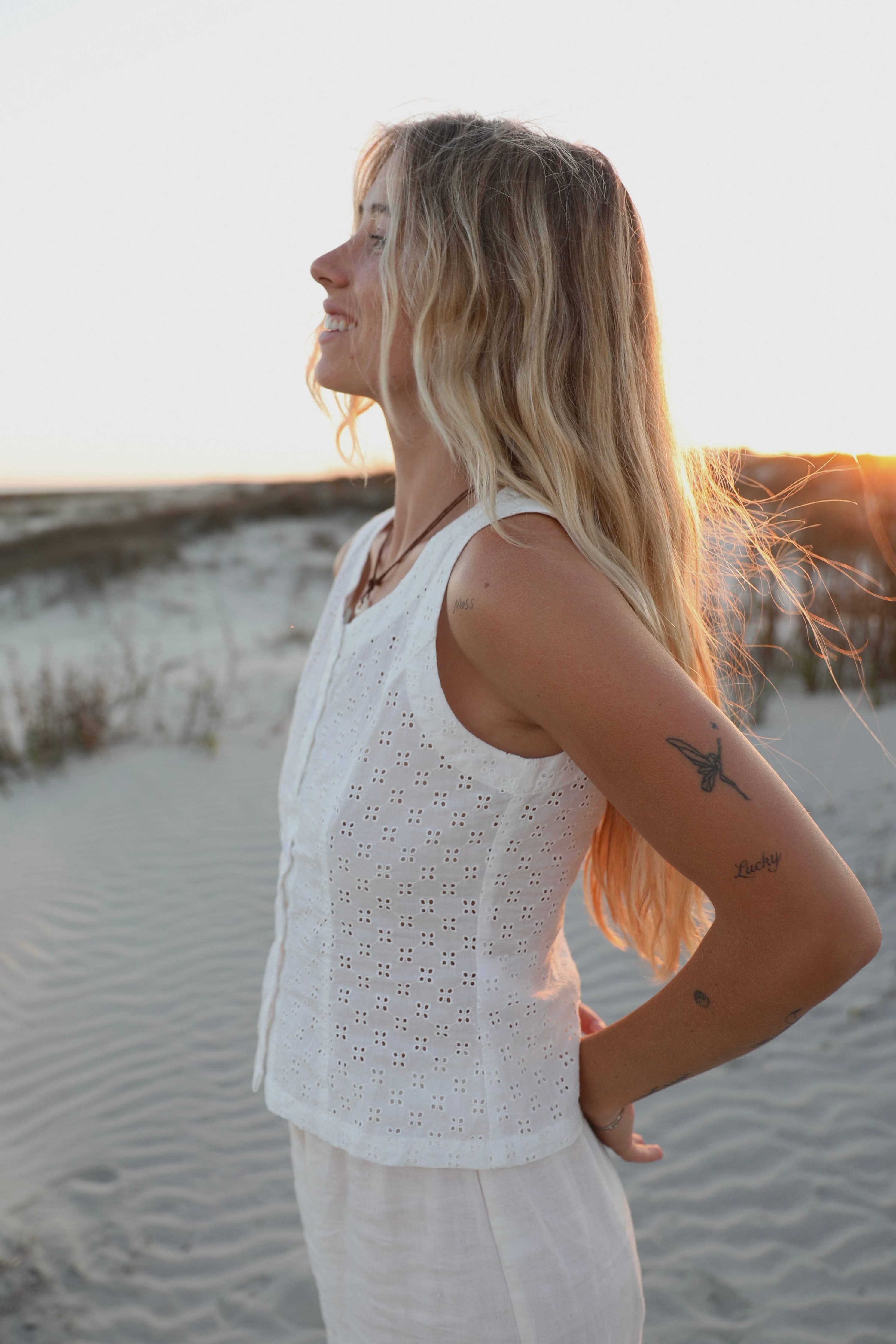 VINTAGE COTTON EYELET LACE TANK TOP