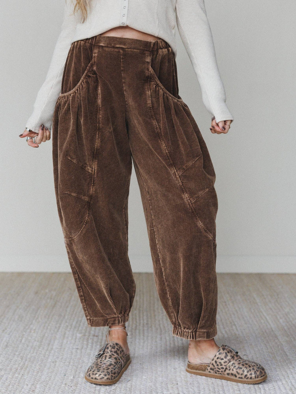 Nora Gathered Barrel Corduroy Pant - Brown