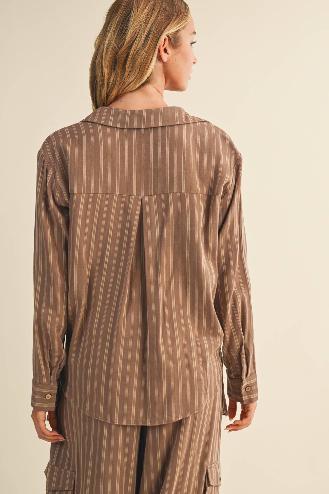 Vertical Stripe Twist Front Shirt