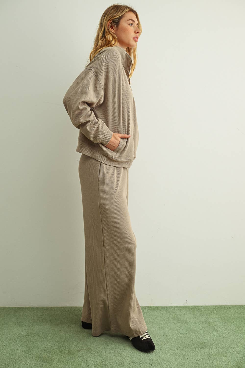 EP7145ST   WAFFLE FABRIC JOGGER PANTS