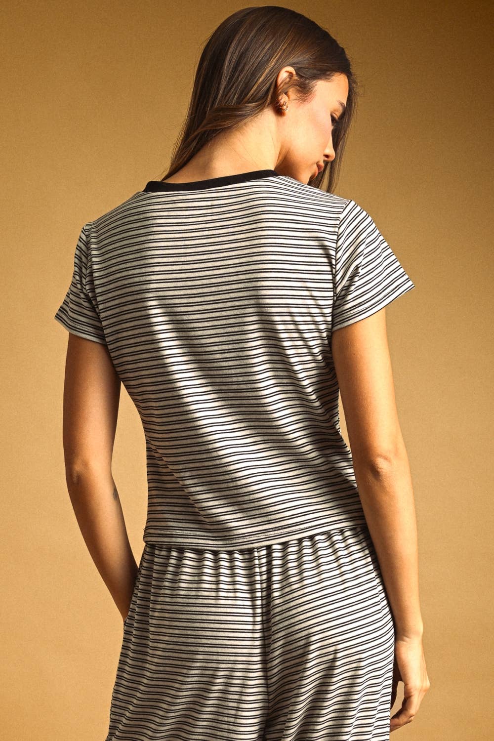ET7367ST   DOUBLE STRIPED PATTERN HALF SNAP BUTTON TOP