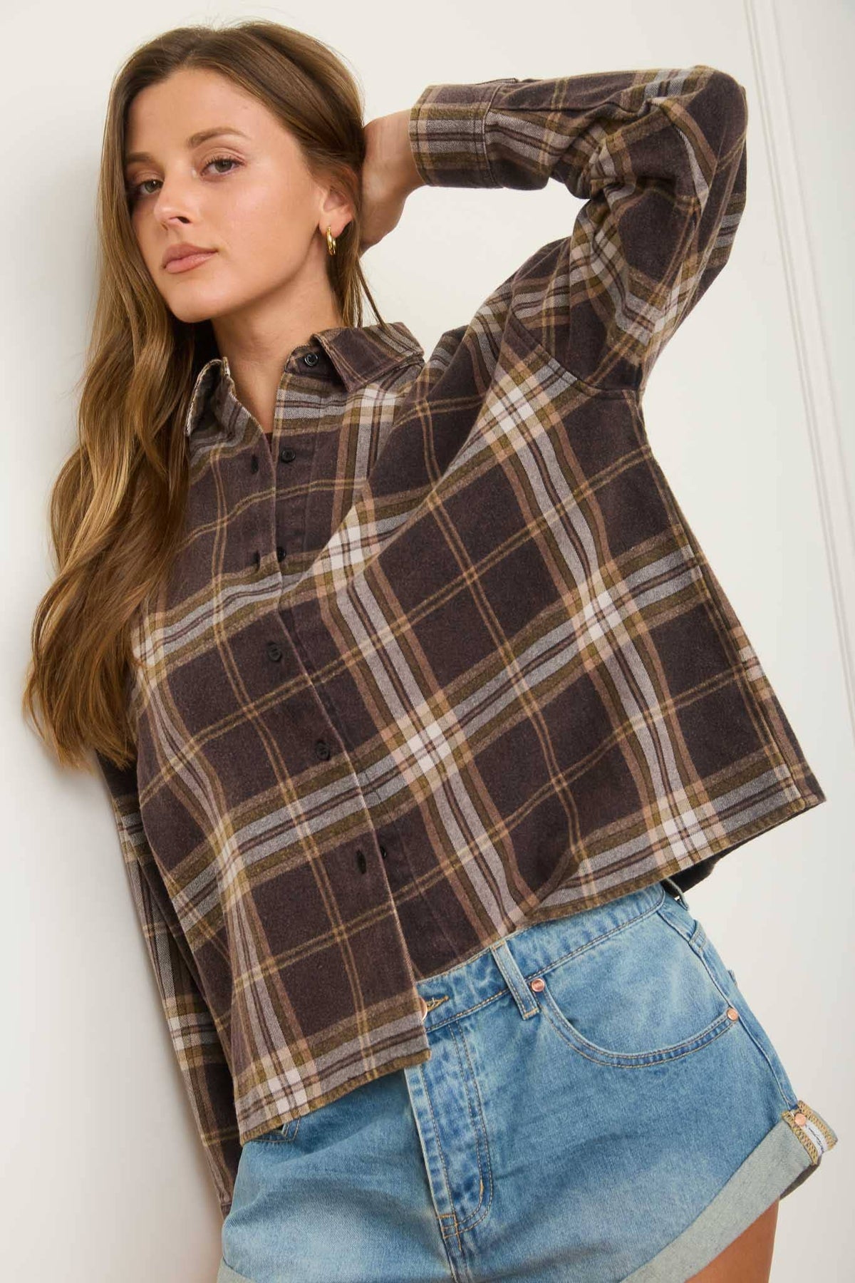 PLAID BUTTON DOWN COLLARED BOXY LONG SLEEVE SHIRT