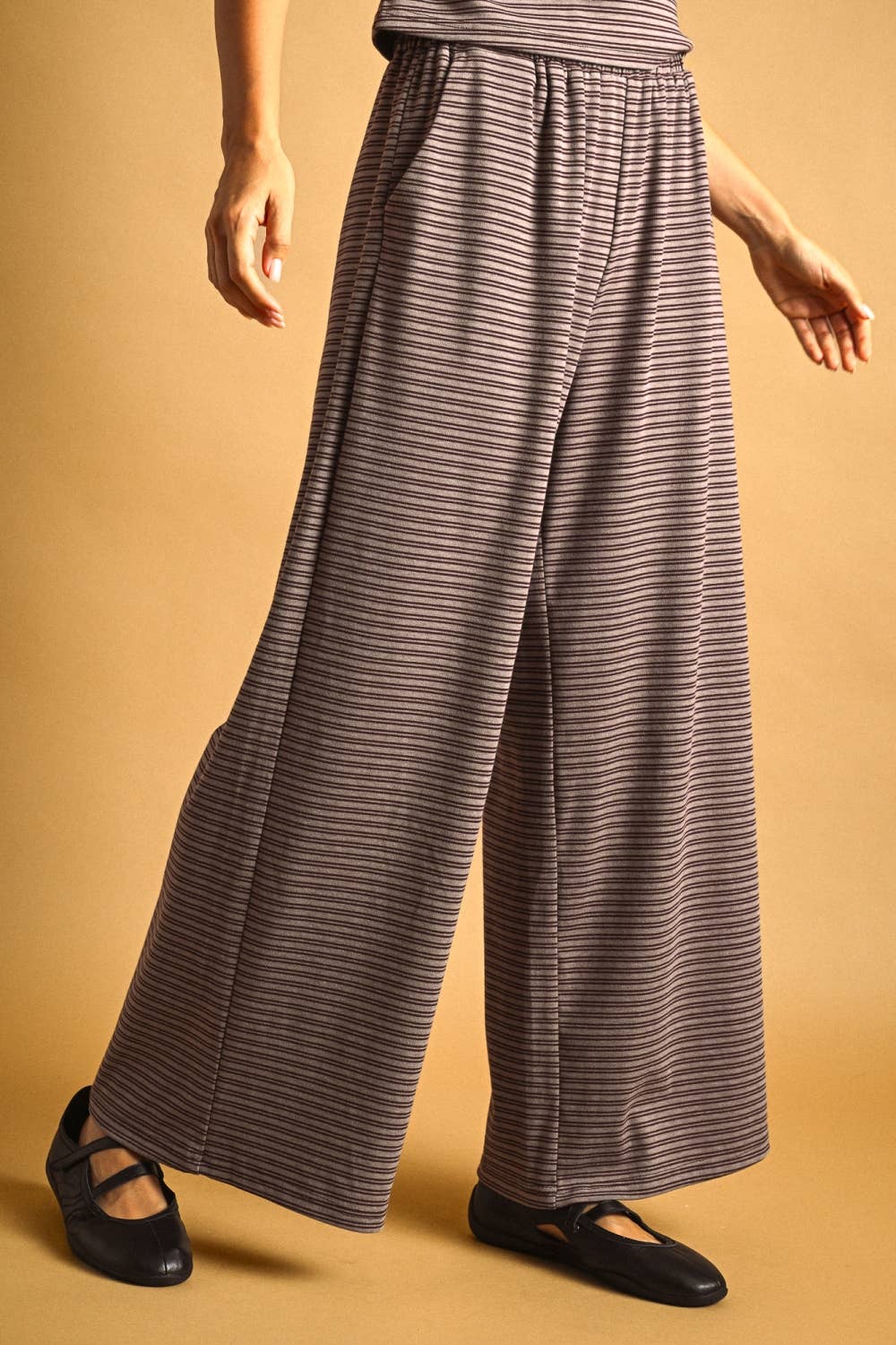 EP7371ST   DOUBLE STRIPED PATTERN LOUNGE PANTS